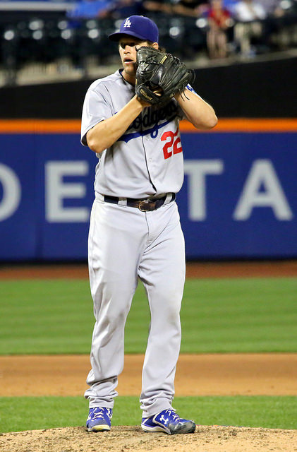 Clayton Kershaw pitching mechanics - windup