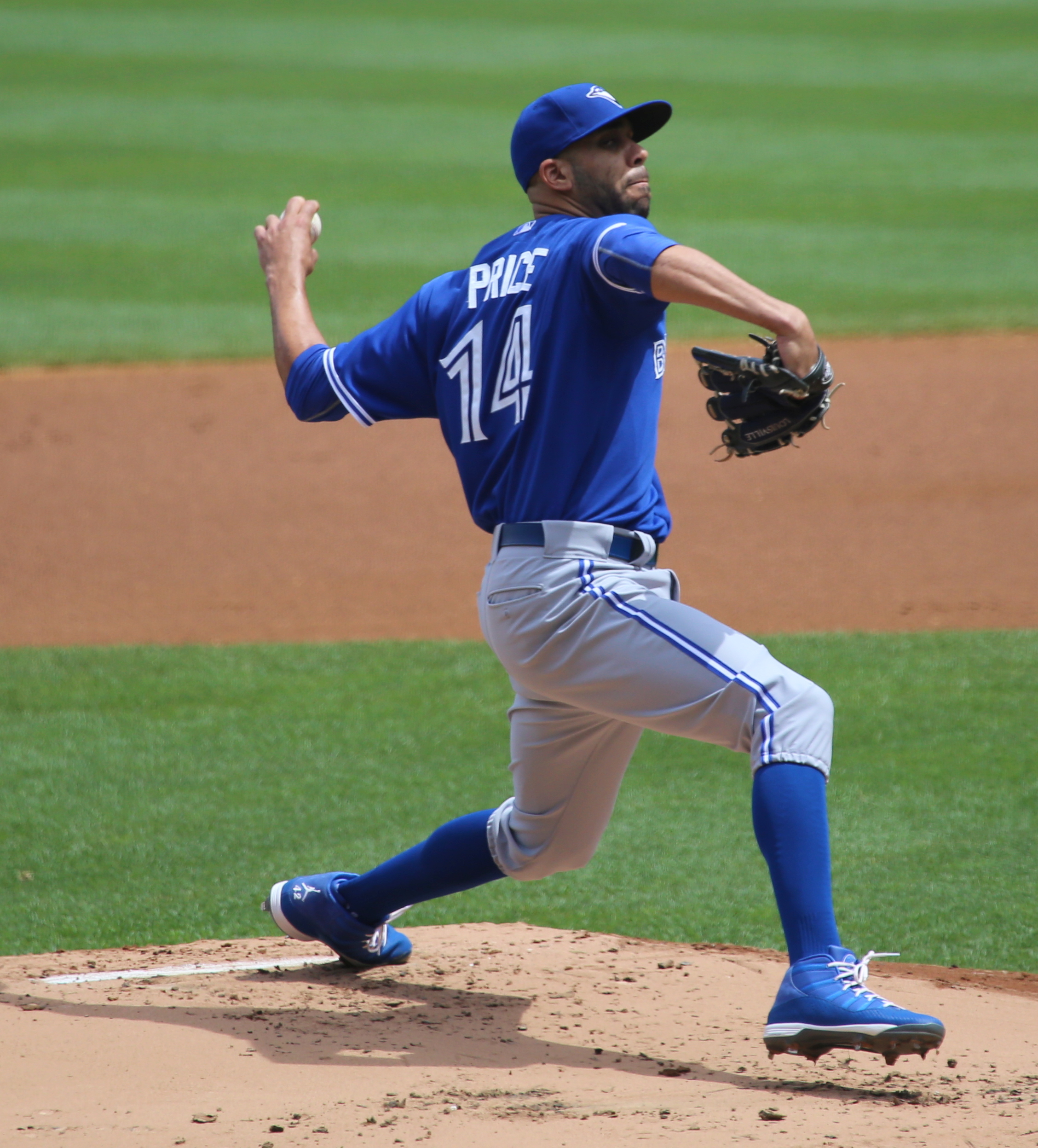 David Price pitching from the stretch
