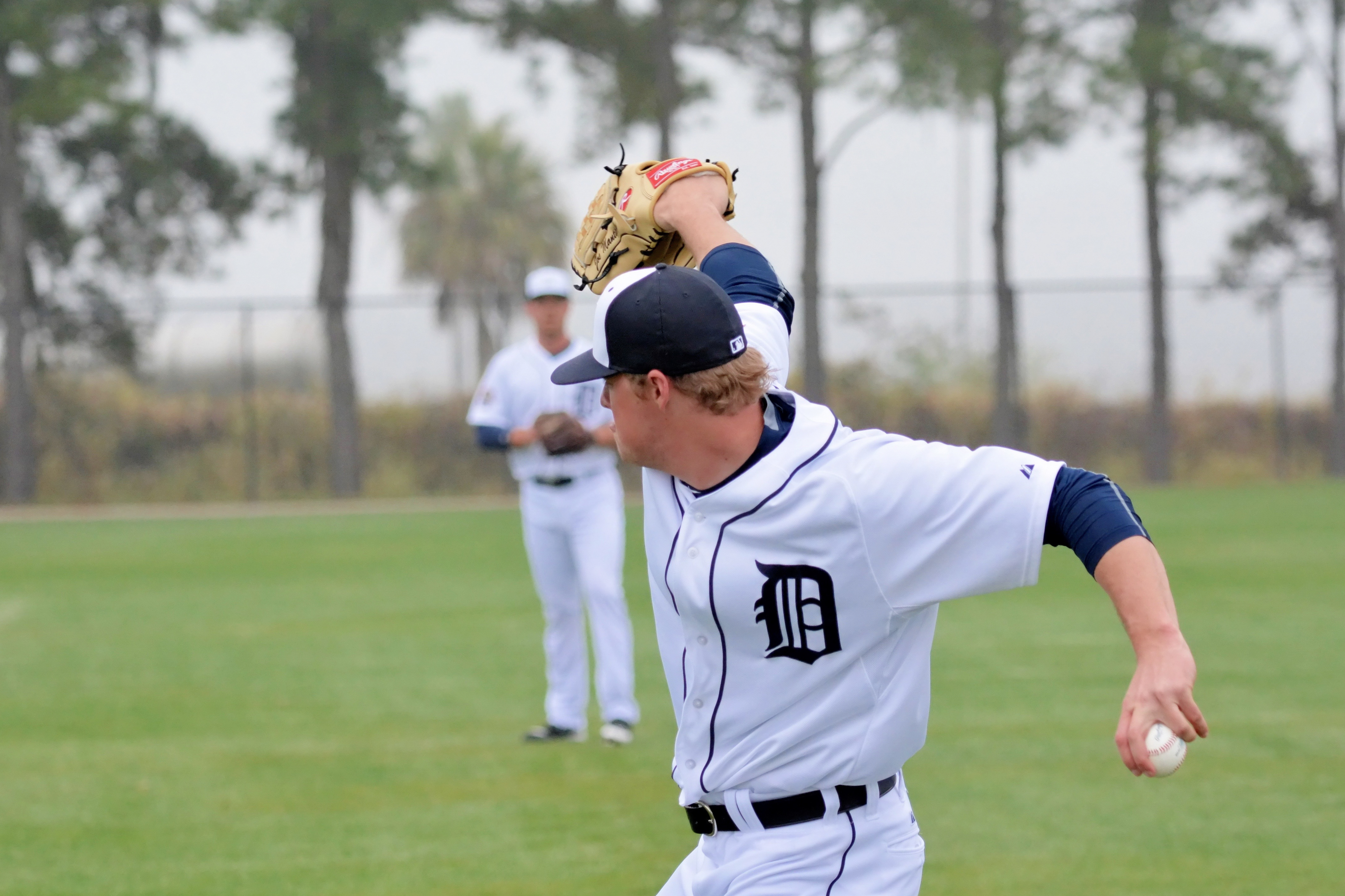 Joe Mantiply throwing